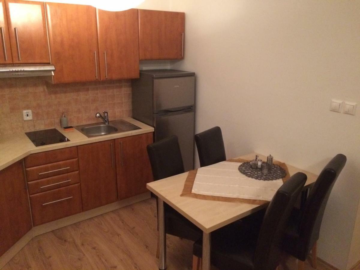 Beska Apartamento Bešeňová Exterior foto